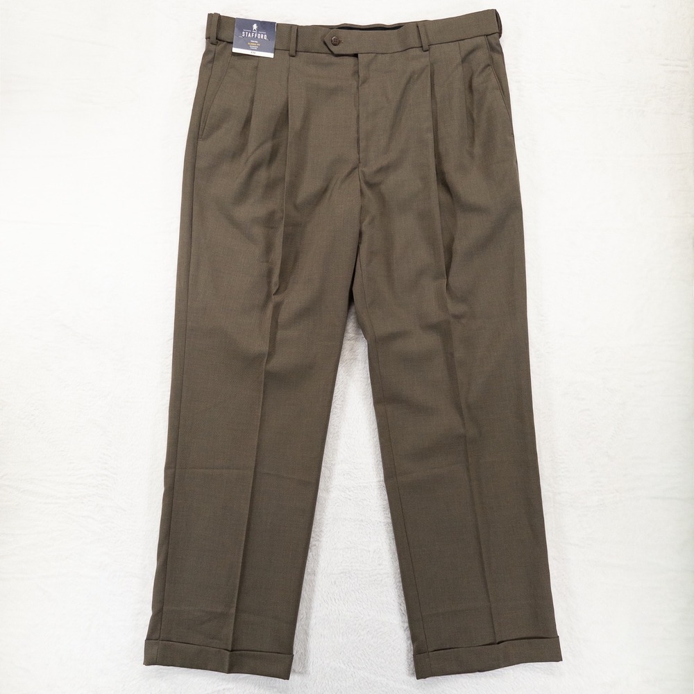 Stafford Mens Pleated Dress Pants 42 x 32 Brown Sharkskin Travel Classic Fit New